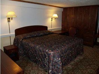 Budget Inn Of Tazewell County Pounding Mill Ngoại thất bức ảnh